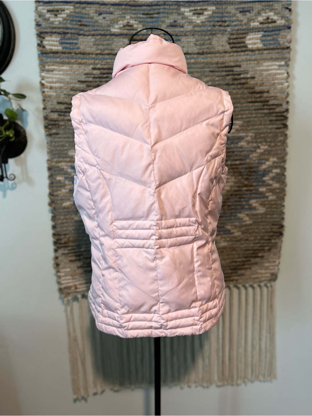 Athletic Works Light Pink Quilted Puffer Vest - Women's Sleeveless Jacket - Picture 6 of 9